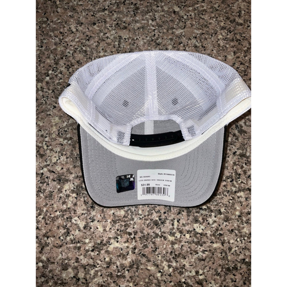 New Era Carolina Panthers Trucker Hat - Picture 5 of 7